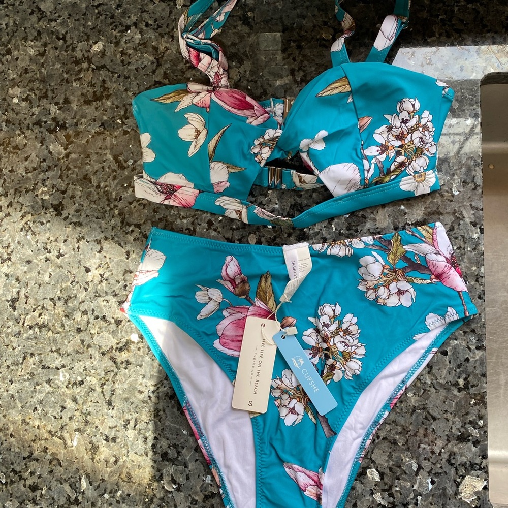 High Rise Floral Bikini - Picture 9 of 14